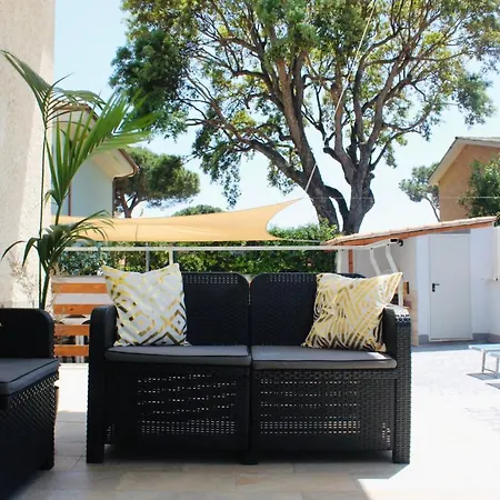 Quarto em Acomodações Particulares Thalassa Casa Anzio