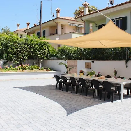 Thalassa Casa Quarto em Acomodações Particulares