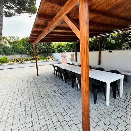 Thalassa Casa Quarto em Acomodações Particulares *
